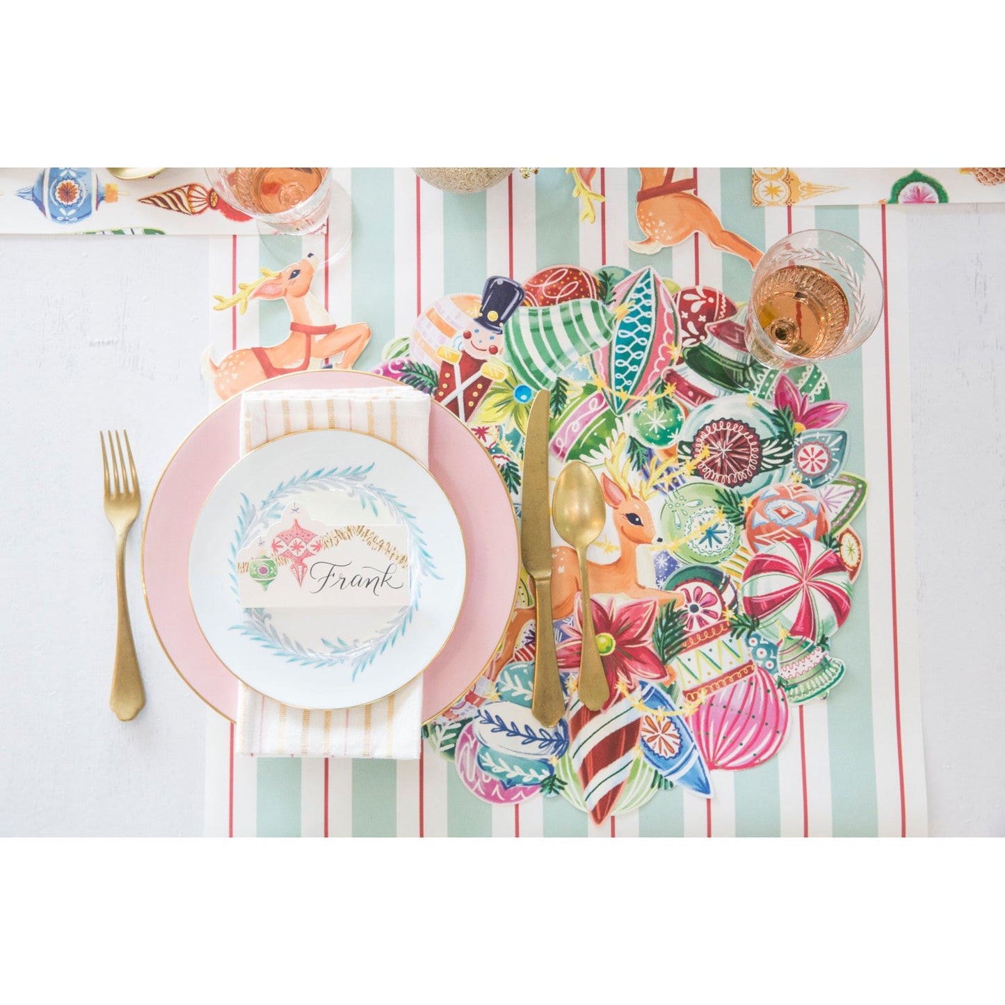 Die Cut Yuletide Treasure Wreath