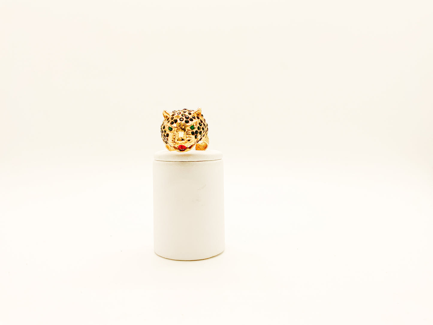 Leopard Ring with Emerald Eyes