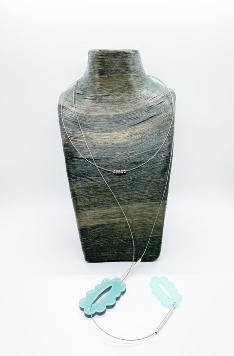 Mint Cloud Lariat