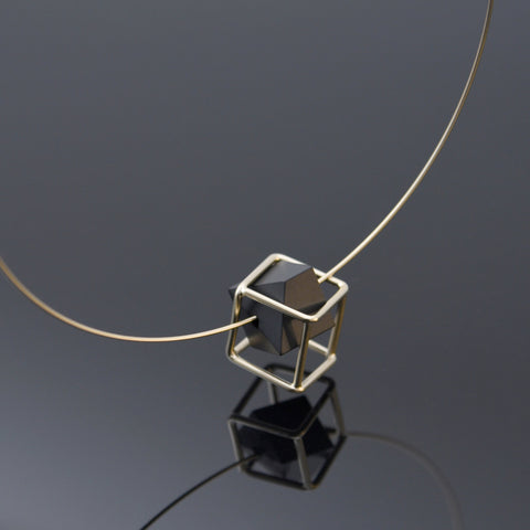 Ray Neck Cuff Gold Black