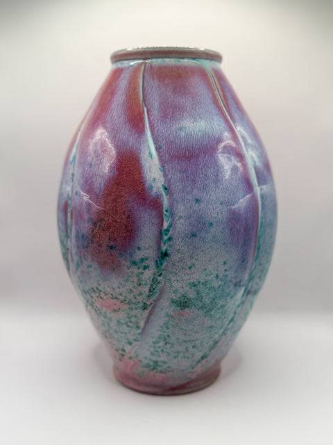 Melon Flower Vase in Aurora