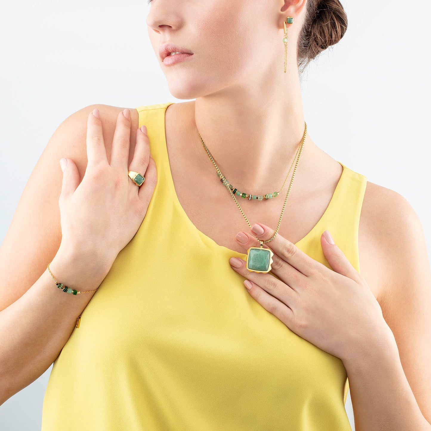 Cube and Chain Bracelet in Green and Gold