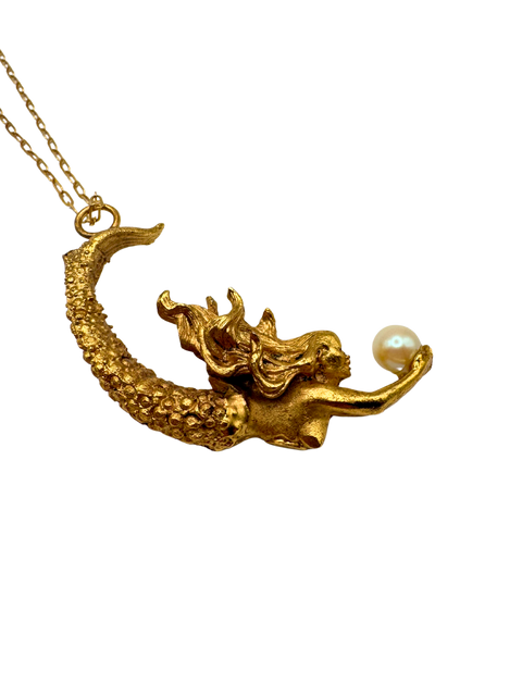 Diving Mermaid with Pearl Necklace