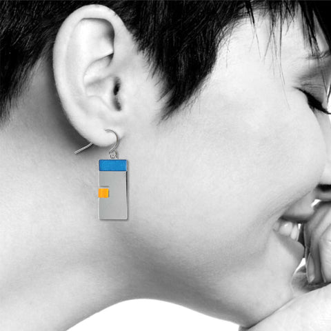 Poise Earrings
