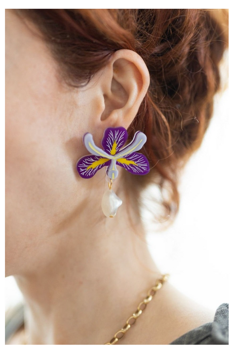 Light Purple Iris with Pearl Earring - Mint Museum Store
