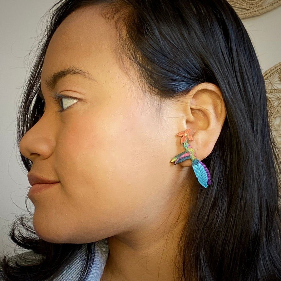 Sm-Ruby Throated Hummingbird Earring