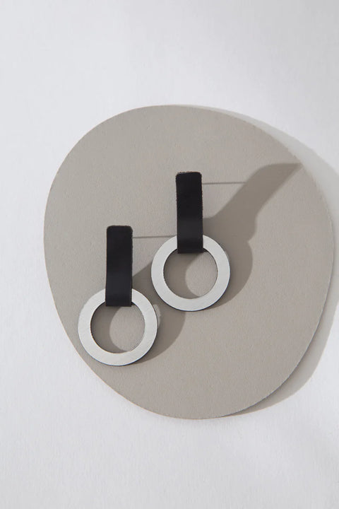 Mies Circle Earrings Small