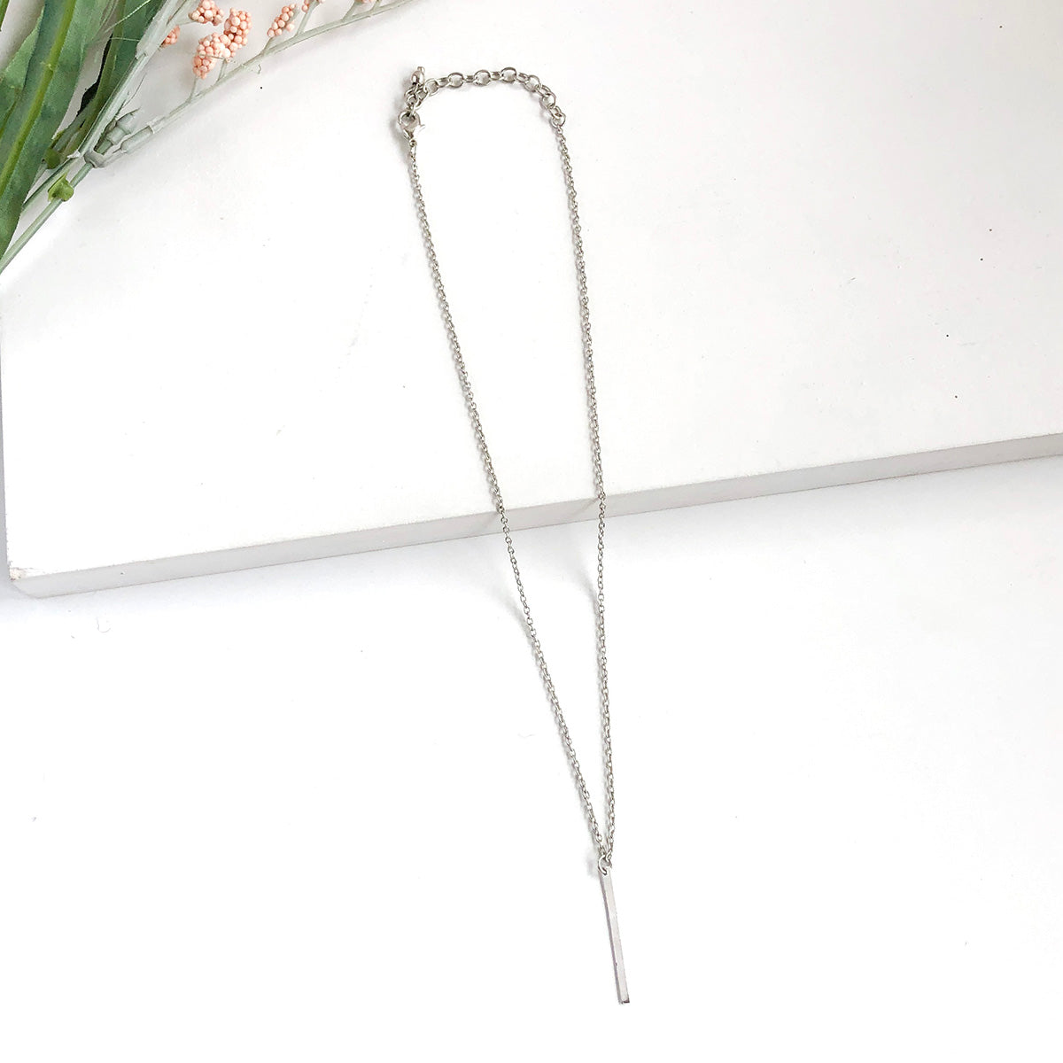 Dangling Bar Pendant Necklace