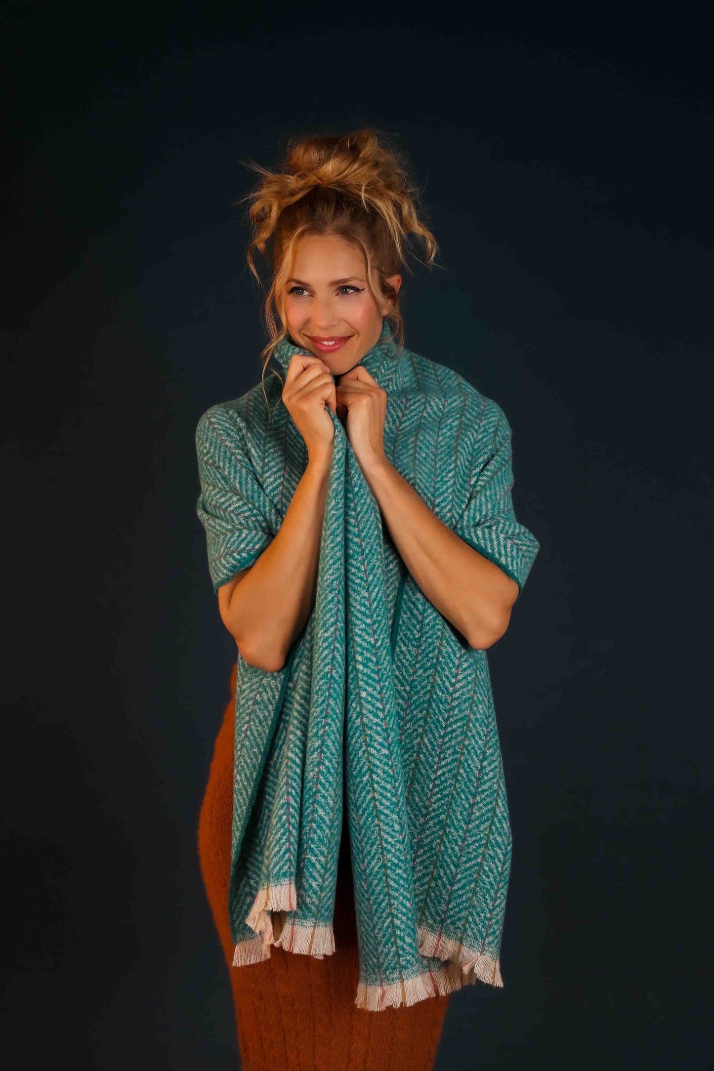 Nicolette Cozy Scarf Teal
