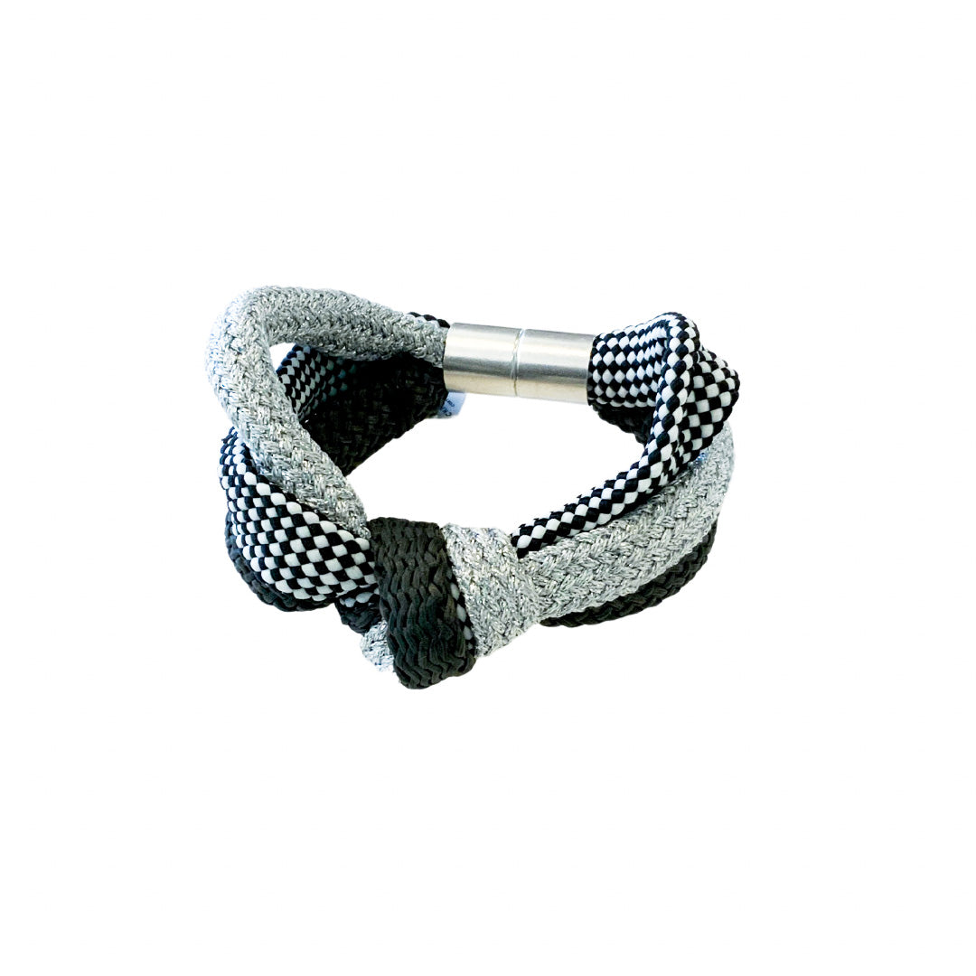 Bracelet with a Knot